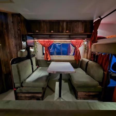Hotel Campervan Montenegro *
